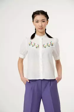 Блуза льняна з вишивкою та застібкою YS.21.30.002