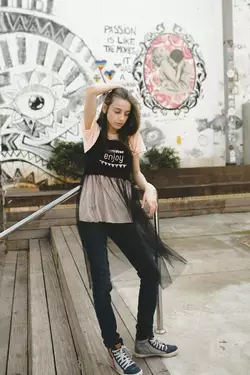 Чорна Yumster накидка для дівчинки YA.22.31.001 Чорна Yumster накидка для дівчинки YA.22.31.001