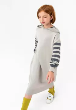 Плаття-світшот світло-сірого кольору YA.22.07.005 Плаття-світшот світло-сірого кольору YA.22.07.005