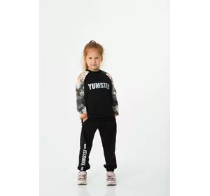 Лонгслів чорний з помаранчевими рукавами тай-дай і принтом Yumster YH.11.04.004 Лонгслів чорний з помаранчевими рукавами тай-дай і принтом Yumster YH.11.04.004